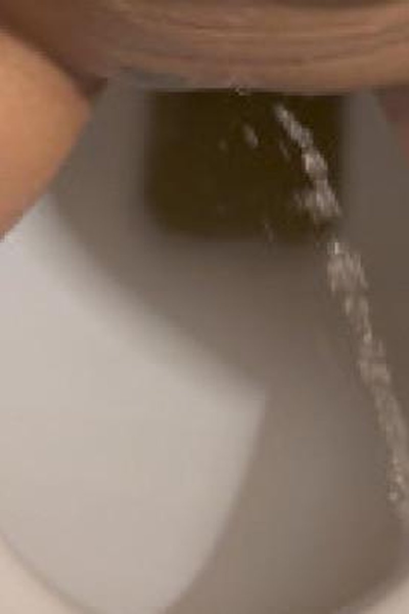 Pee Target Shooting - Screenshot 1 of 4 - Fetish