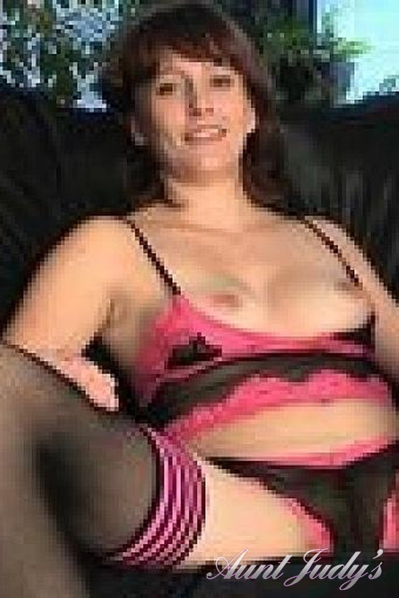 8 Clips - Screenshot 1 of 4 - Brooke Bro041