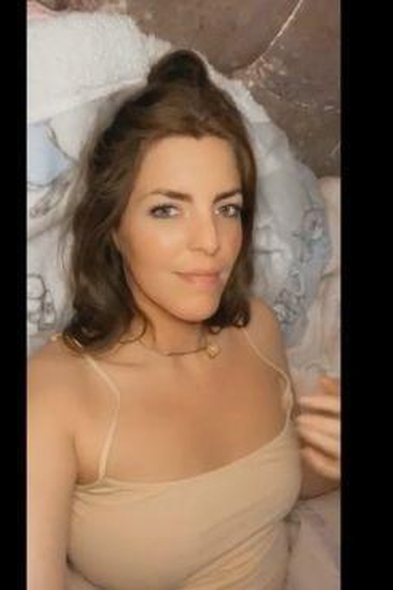 Horny - Screenshot 1 of 4 - Fuckmehard