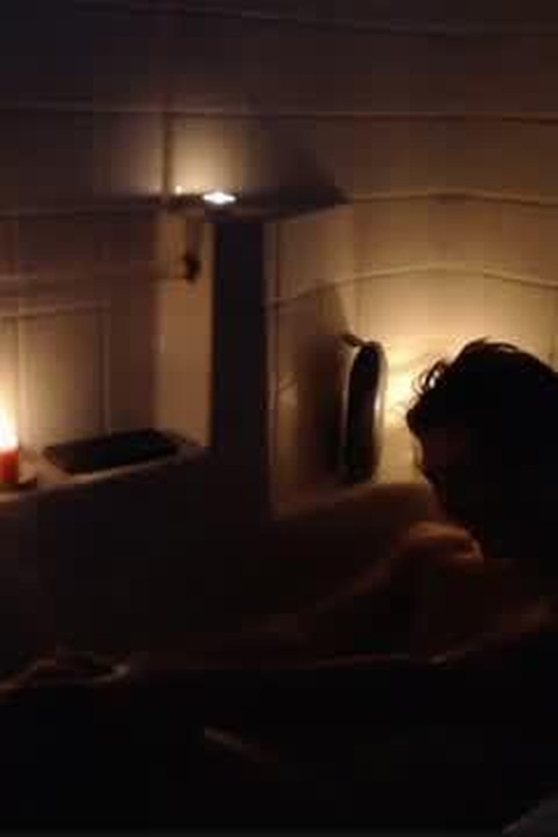 Bubble Bath Teaser - Screenshot 1 of 4 - Amateur