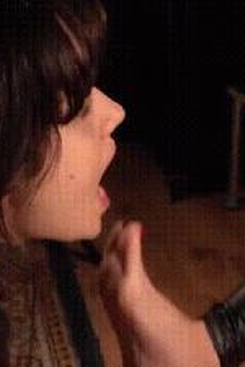 Mistress Lily Dupont: - Screenshot 1 of 4 - Foot Fetish