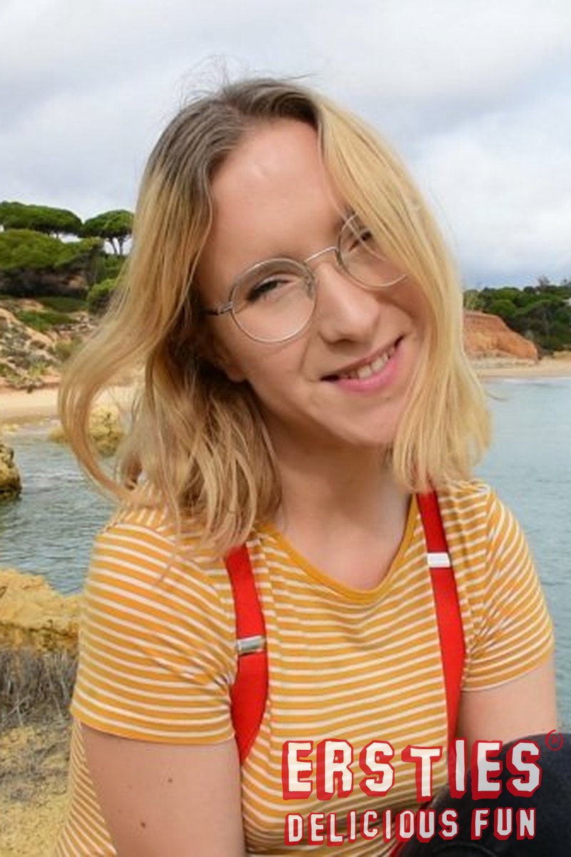 Interview with Amelia B. - Screenshot 1 of 4 - Interview