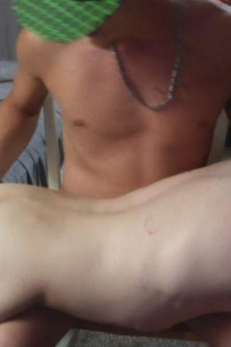 Spanking Aaron - Screenshot 1 of 4 - Domination