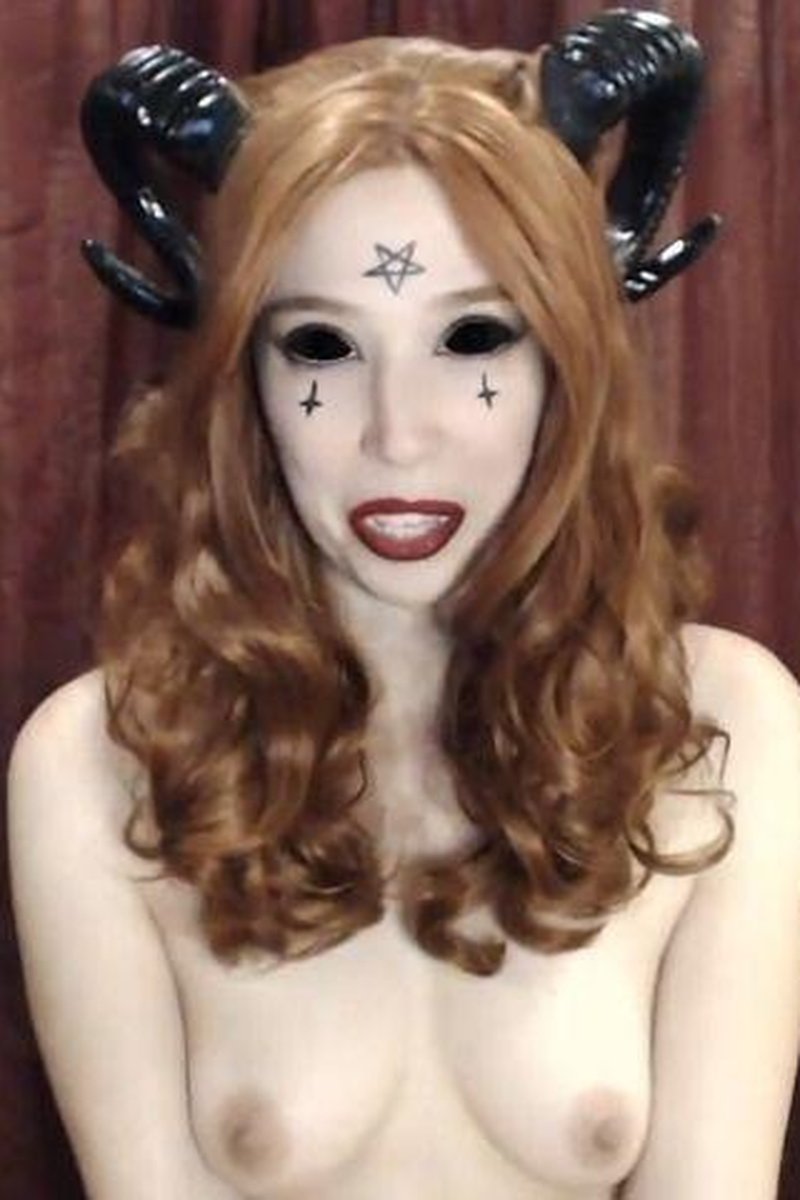 Succubus Cum Compilation - Screenshot 1 of 4 - Cosplay