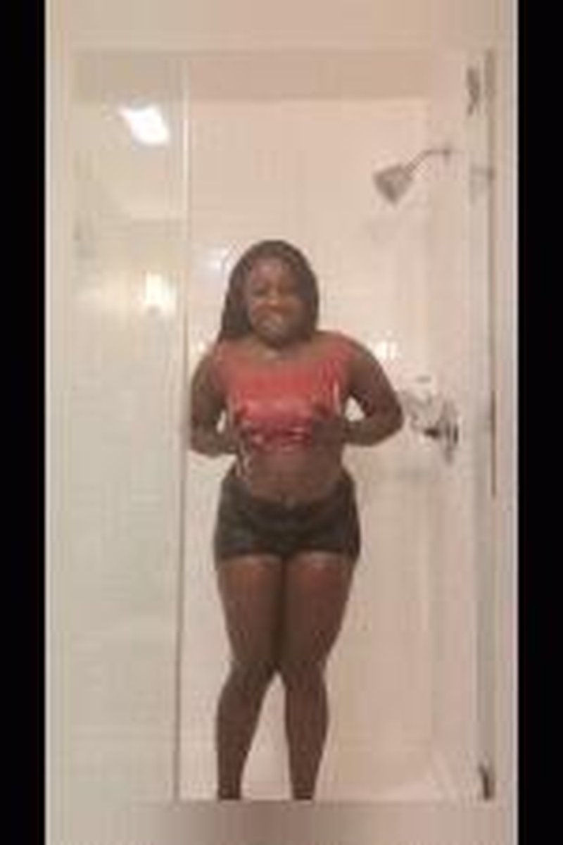 Soaked! - Screenshot 1 of 4 - Big Tits