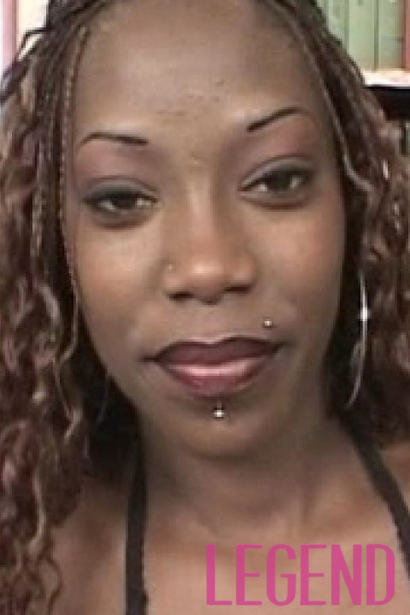 Skank Of The Ghetto - Screenshot 1 of 4 - Black