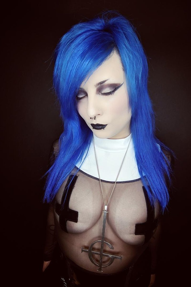 Corruption - Screenshot 1 of 4 - Cosplay