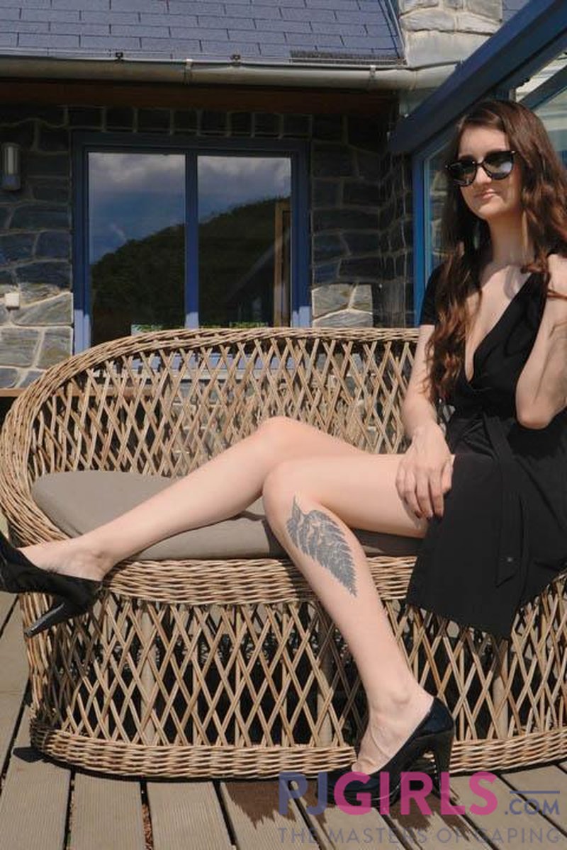 Alisa - Screenshot 1 of 4 - Brown Hair