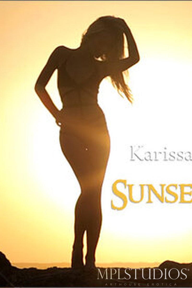 Sunset Beach - Screenshot 1 of 4 - Erotica