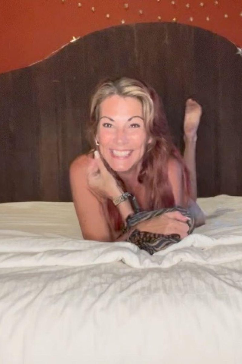 Let'sfuck On A Cloud - Screenshot 1 of 4 - Big Tits