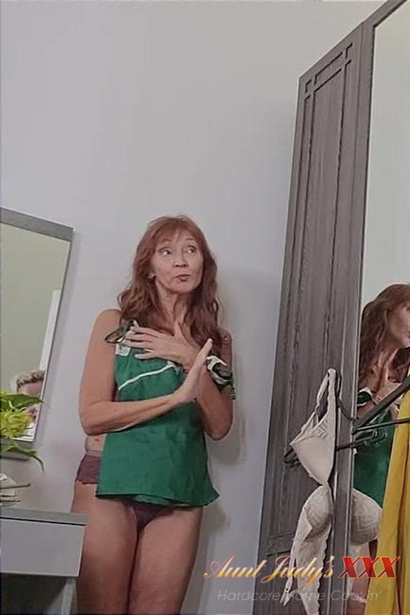 AuntJudysXXX – Lauren Tries On Lingerie And Is Caught By Spying Stepson