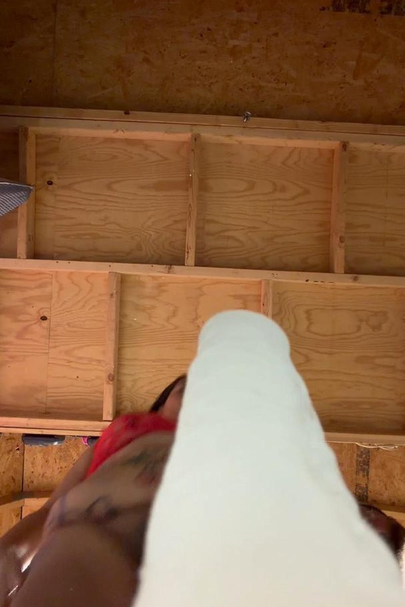 Your POV - Screenshot 1 of 4 - Clit