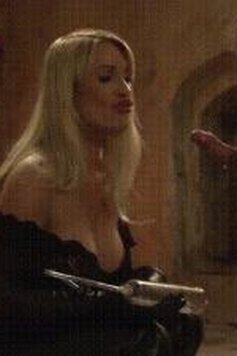 Toxic Tease - Screenshot 1 of 4 - Bondage