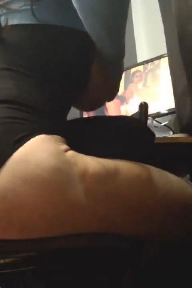 Fucking Machine Anal - Screenshot 1 of 4 - Big Tits