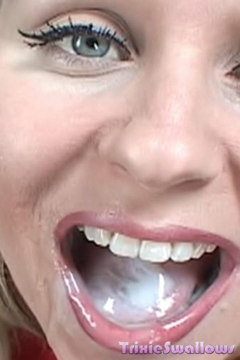 Sweet Silence - Screenshot 1 of 4 - Blowjob