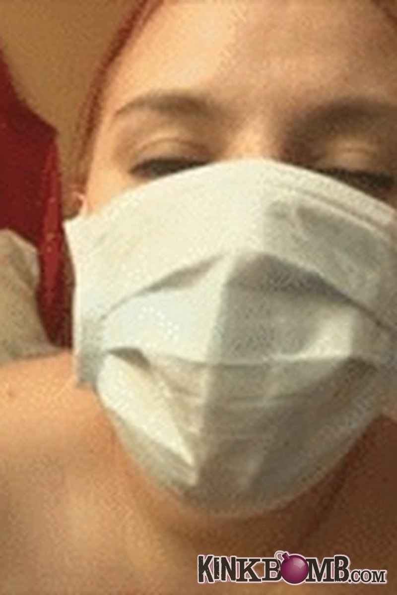Sophiasylvanfetish: Simply Masked - Screenshot 1 of 4 - Curvy
