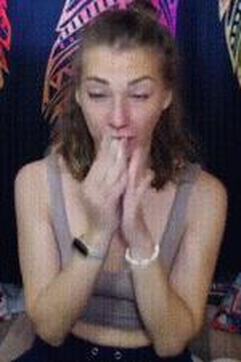 Honking Nose Compilation - Screenshot 1 of 4 - Nose Blowing Fetish