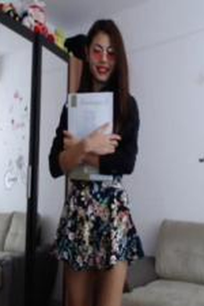 Bad Student - Screenshot 1 of 4 - 21 Year-old