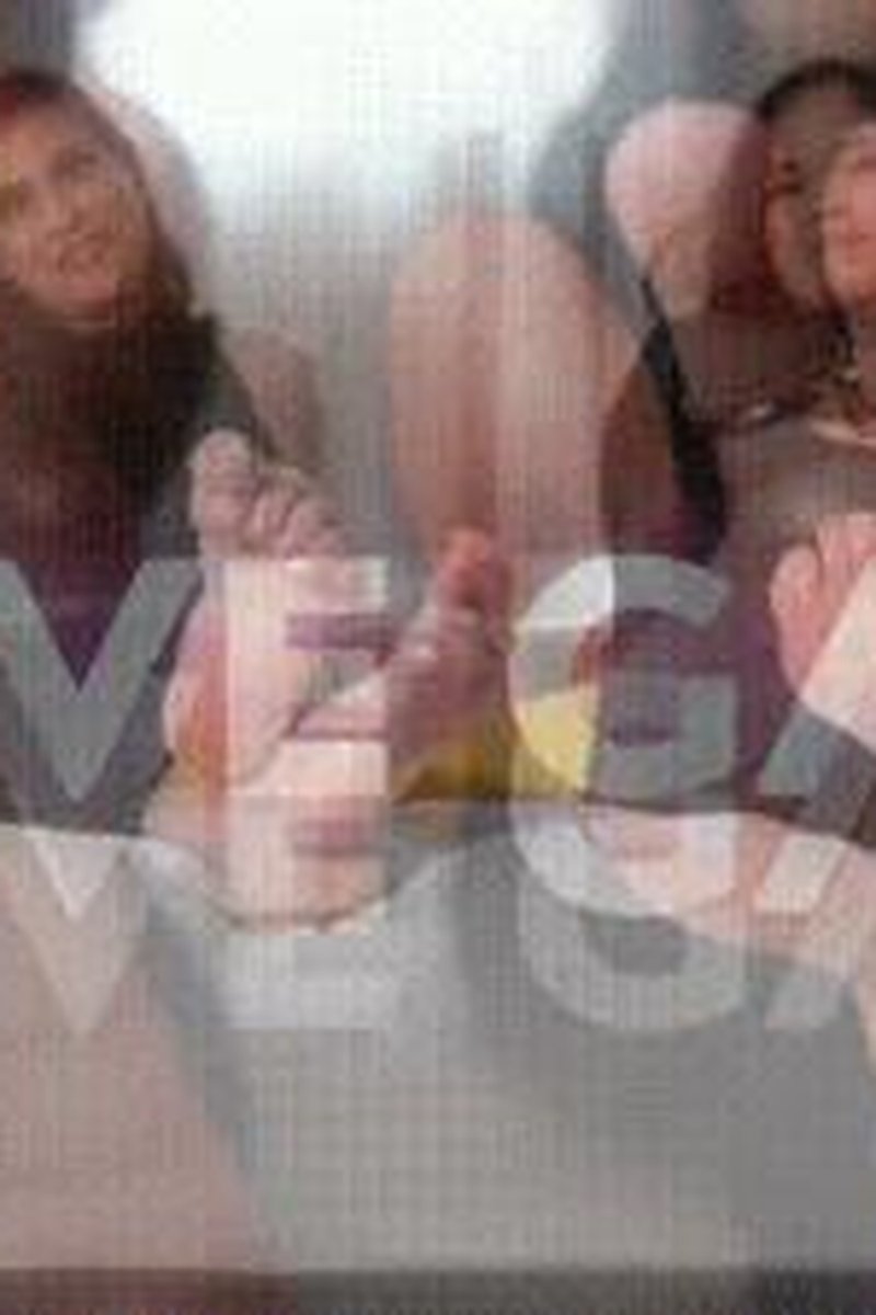 Slave Game - Screenshot 1 of 4 - Bitch