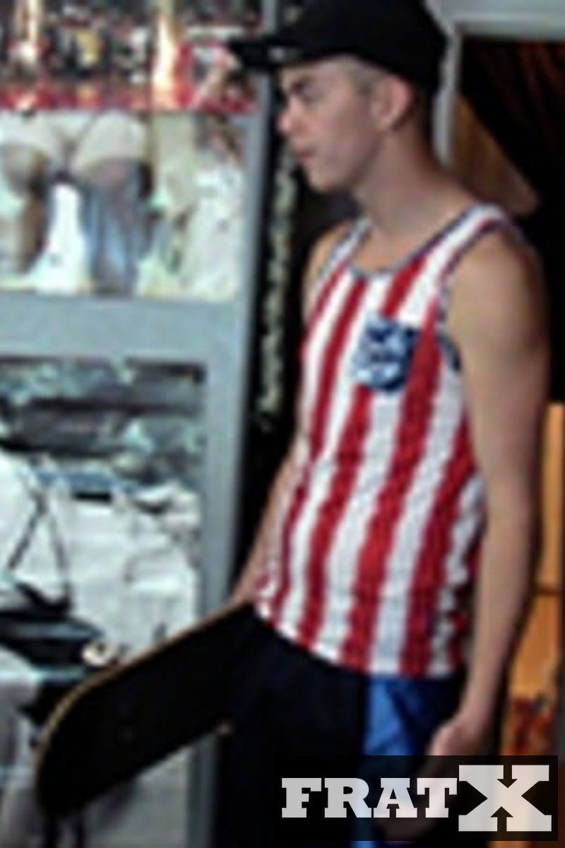 Bustin Pipe - Screenshot 1 of 4 - College