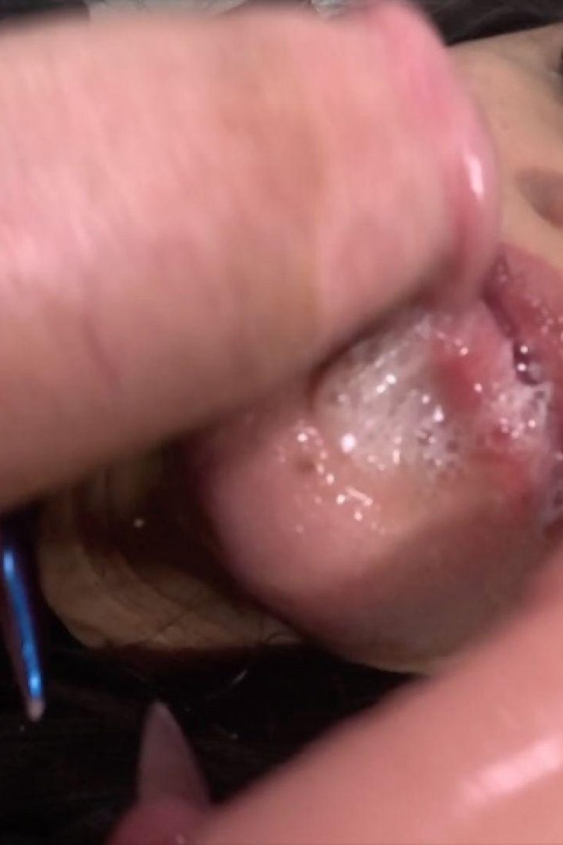 The Toxic Experience - Screenshot 1 of 4 - Blowjob