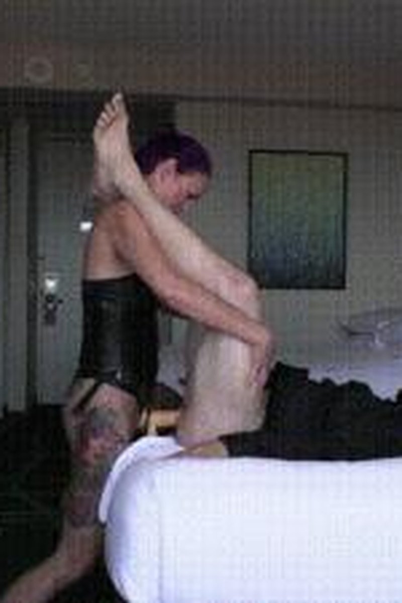 Hotel Quickie - Screenshot 1 of 4 - Femdom