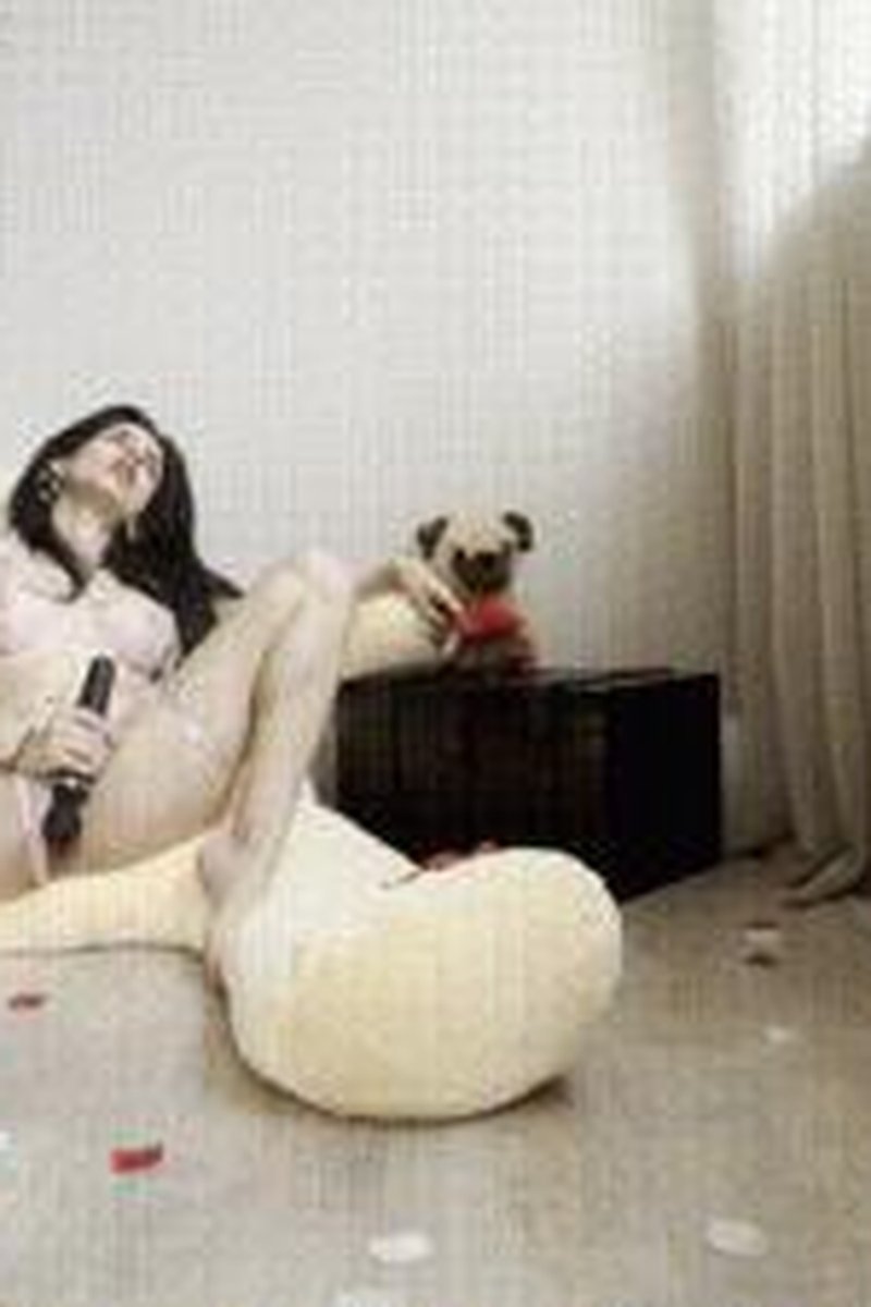 Vape & Vipe - Screenshot 1 of 4 - Big Tits