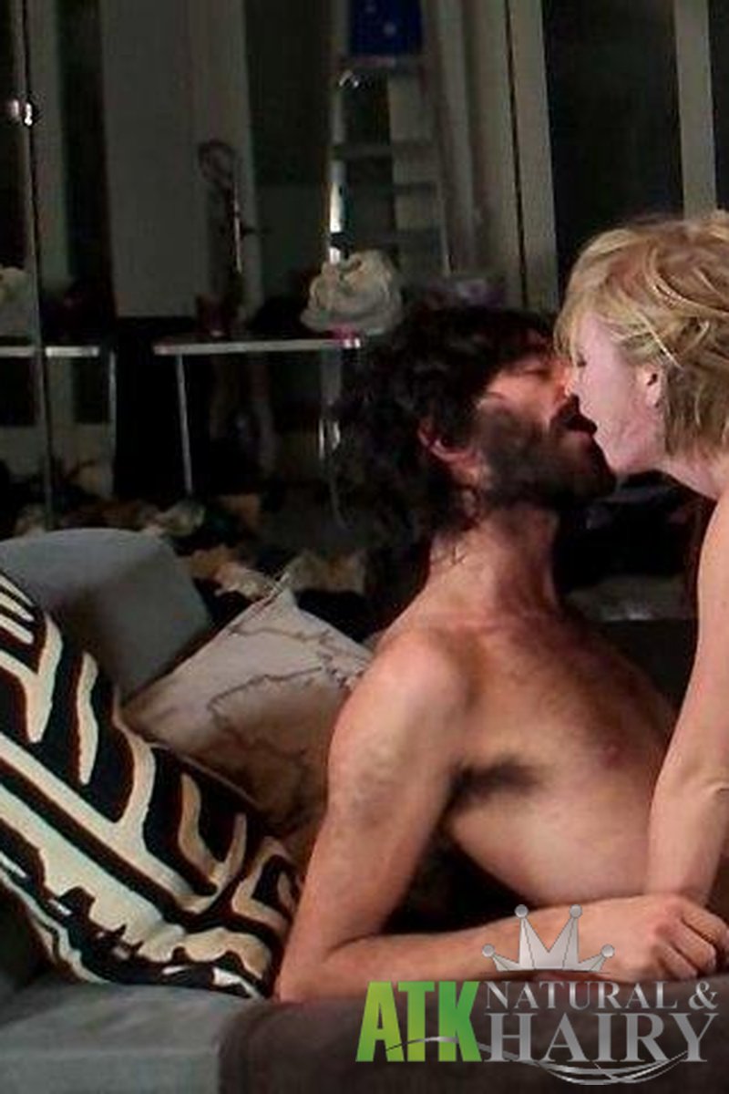 Anna - Action - Screenshot 1 of 4 - Blonde Hair (Female)