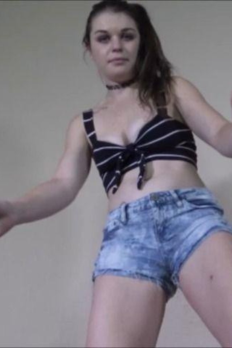 Mocking Masculinity - Screenshot 1 of 4 - Cunt Busting