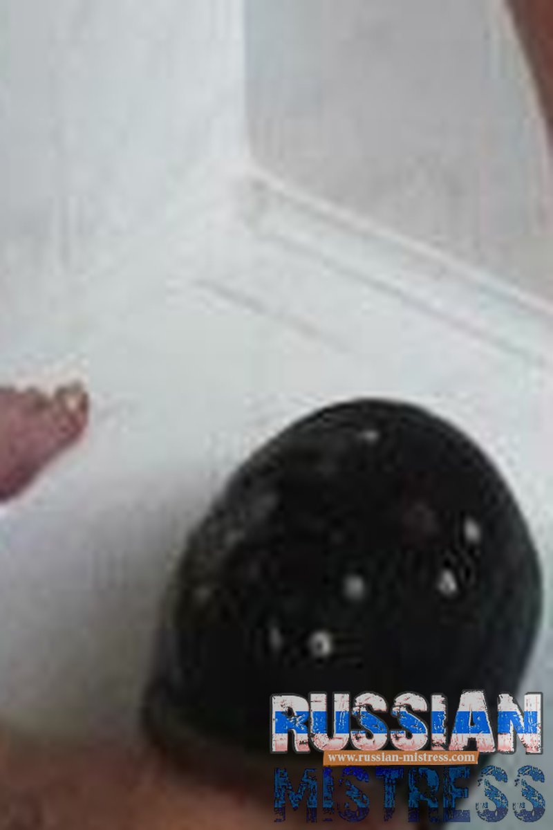 Elen - Screenshot 1 of 4 - BDSM