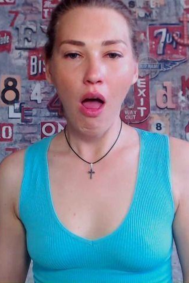 Big Burping - Screenshot 1 of 4 - Medium Tits