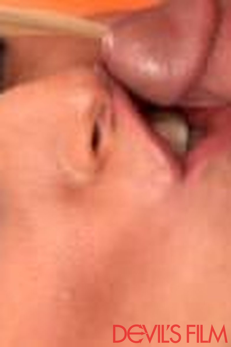 Bubble Butt POV #04 - Screenshot 1 of 4 - Anal