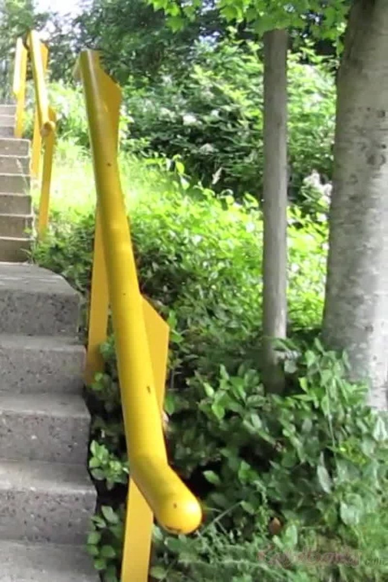 Stairs - Screenshot 1 of 4 - Katie Banks