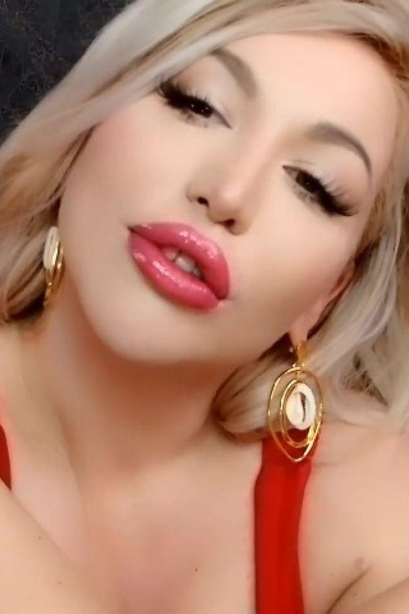 Seduction And Control - Screenshot 1 of 4 - Edging