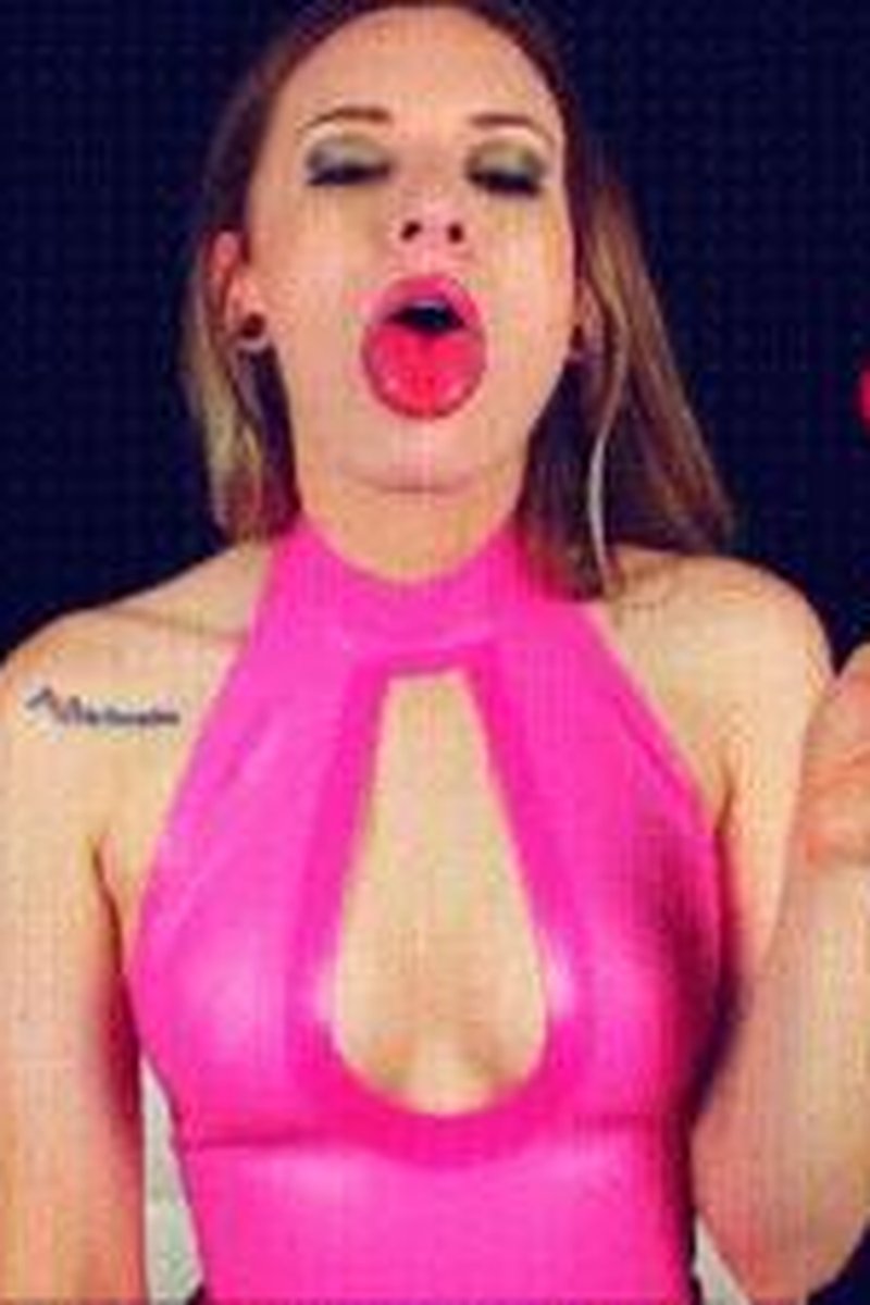 Candy Spit - Screenshot 1 of 4 - Breast Play