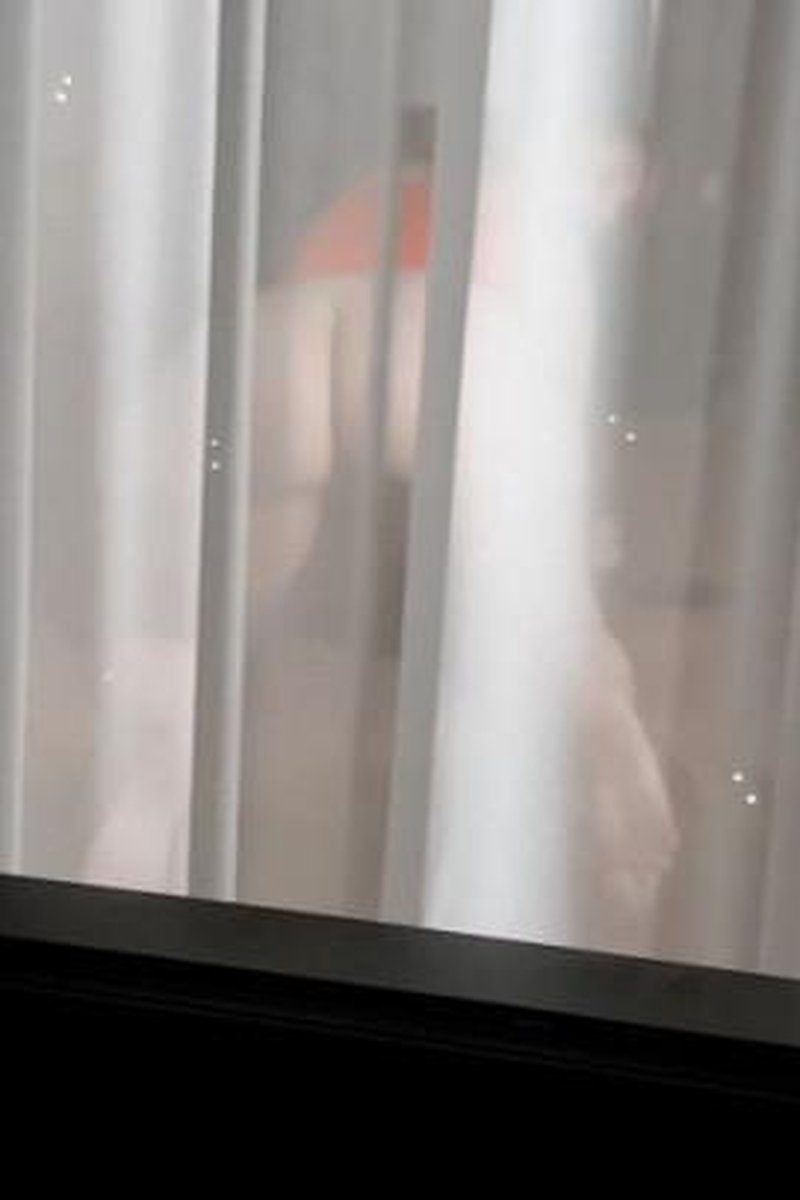 Big-Assed Window Spying - Screenshot 1 of 4 - BBW
