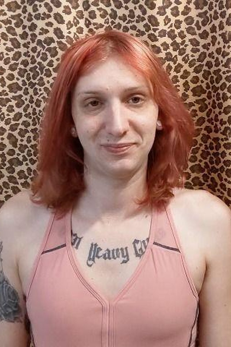Transgender Face Shaving Tutorial - Screenshot 1 of 4 - Hairless Pussy