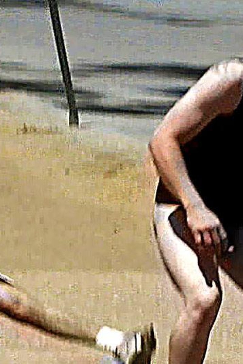 Wrong Place, Wrong Time - Screenshot 1 of 4 - Amateur