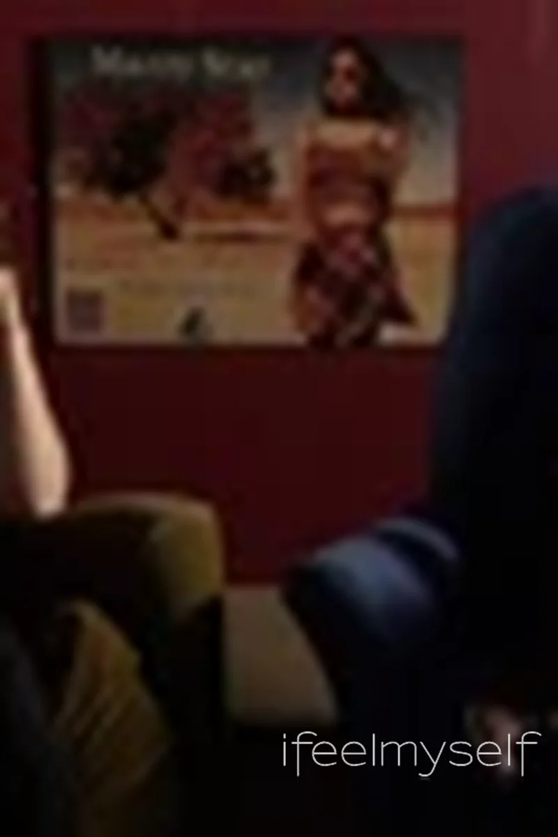 Lounging 2 - Screenshot 1 of 4 - Dirty Talk