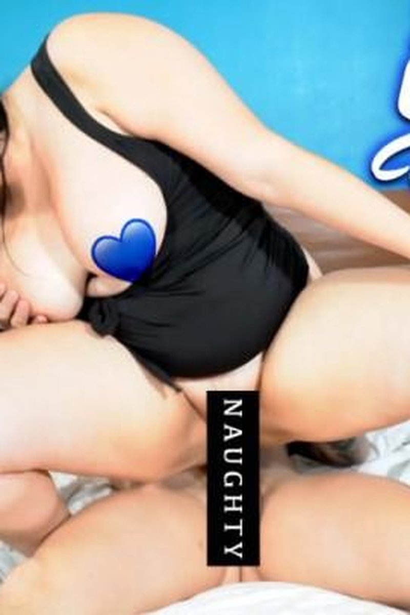 Reverse Cowgirl Compilation - Screenshot 1 of 4 - BBW