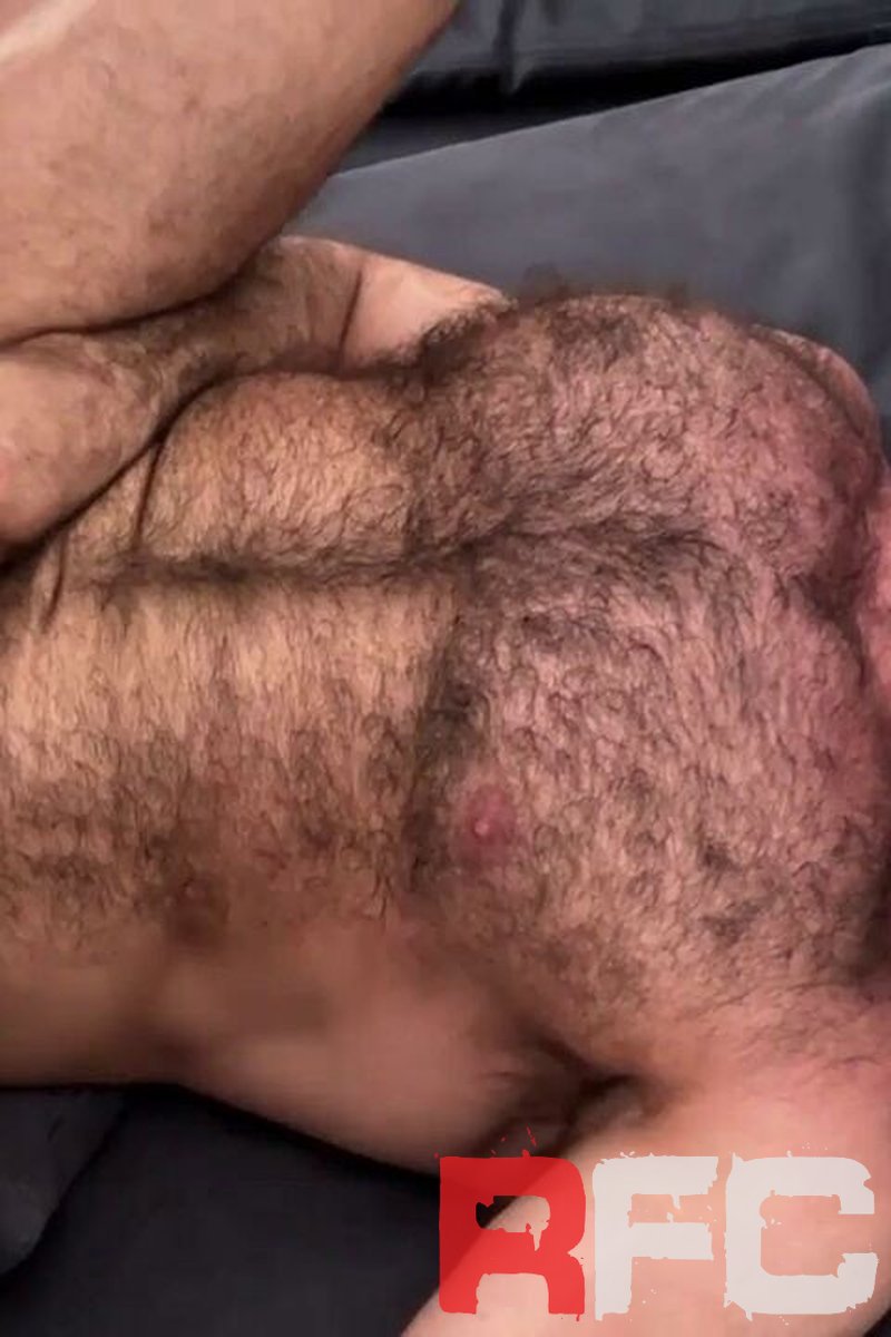Dream Team - Screenshot 1 of 4 - Big Muscle Guys