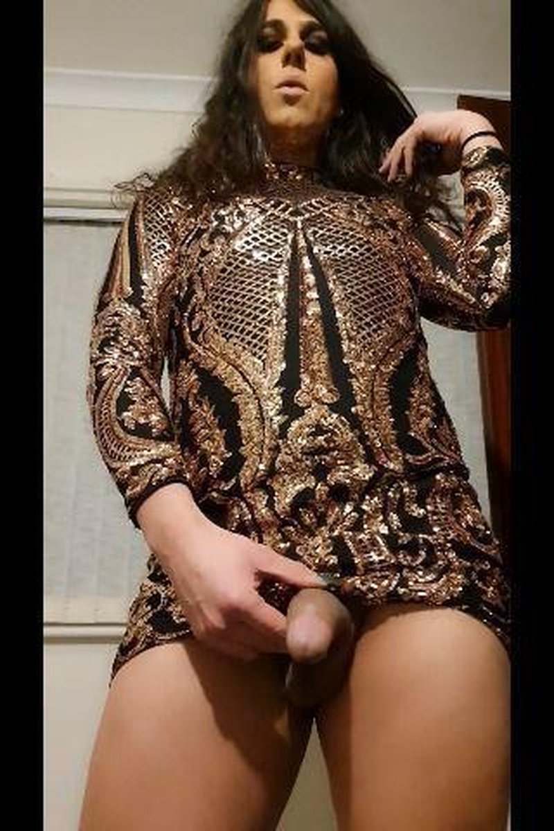 Suck Me Off Hunny - Screenshot 1 of 4 - Brown Hair