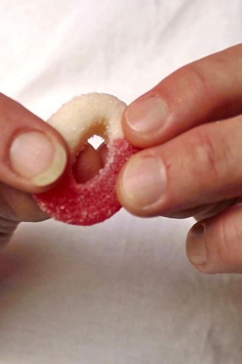 A Gummy Candy Ring - Screenshot 1 of 4 - Amateur