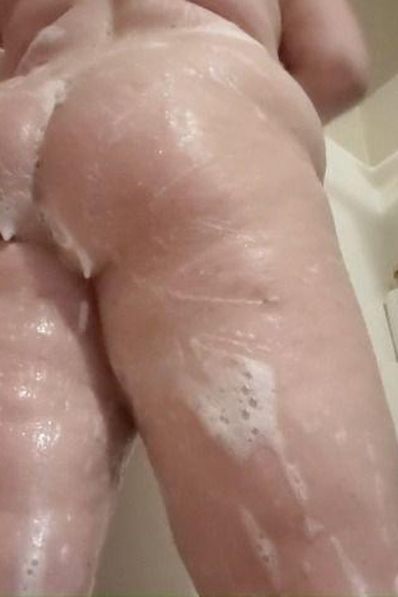 Soapy Belly - 2 - Screenshot 1 of 4 - BBW
