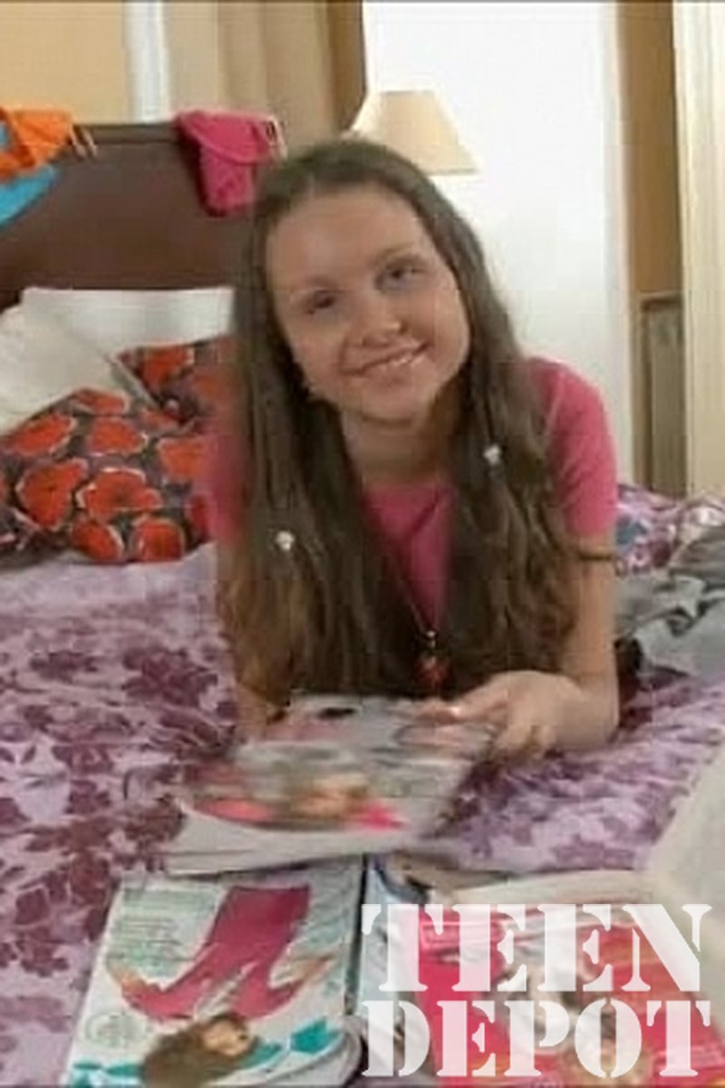 Dulce - Screenshot 1 of 4 - Teen (18-22)