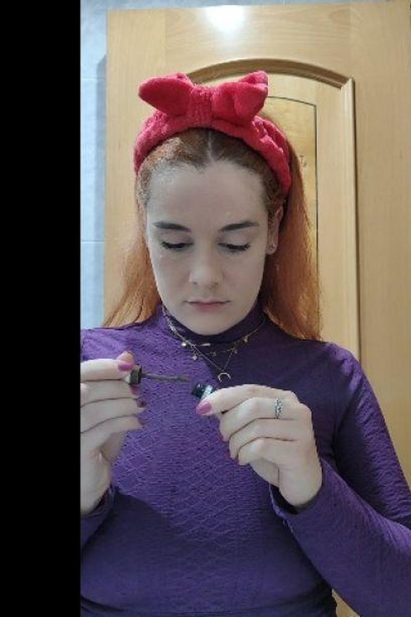 Fetish Make Up - Screenshot 1 of 4 - Face Fetish