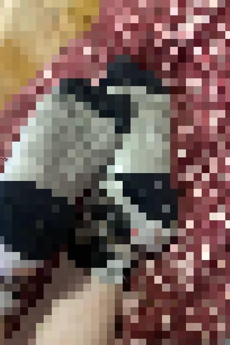 Pixelated Dirty Socks - Screenshot 1 of 4 - Domination