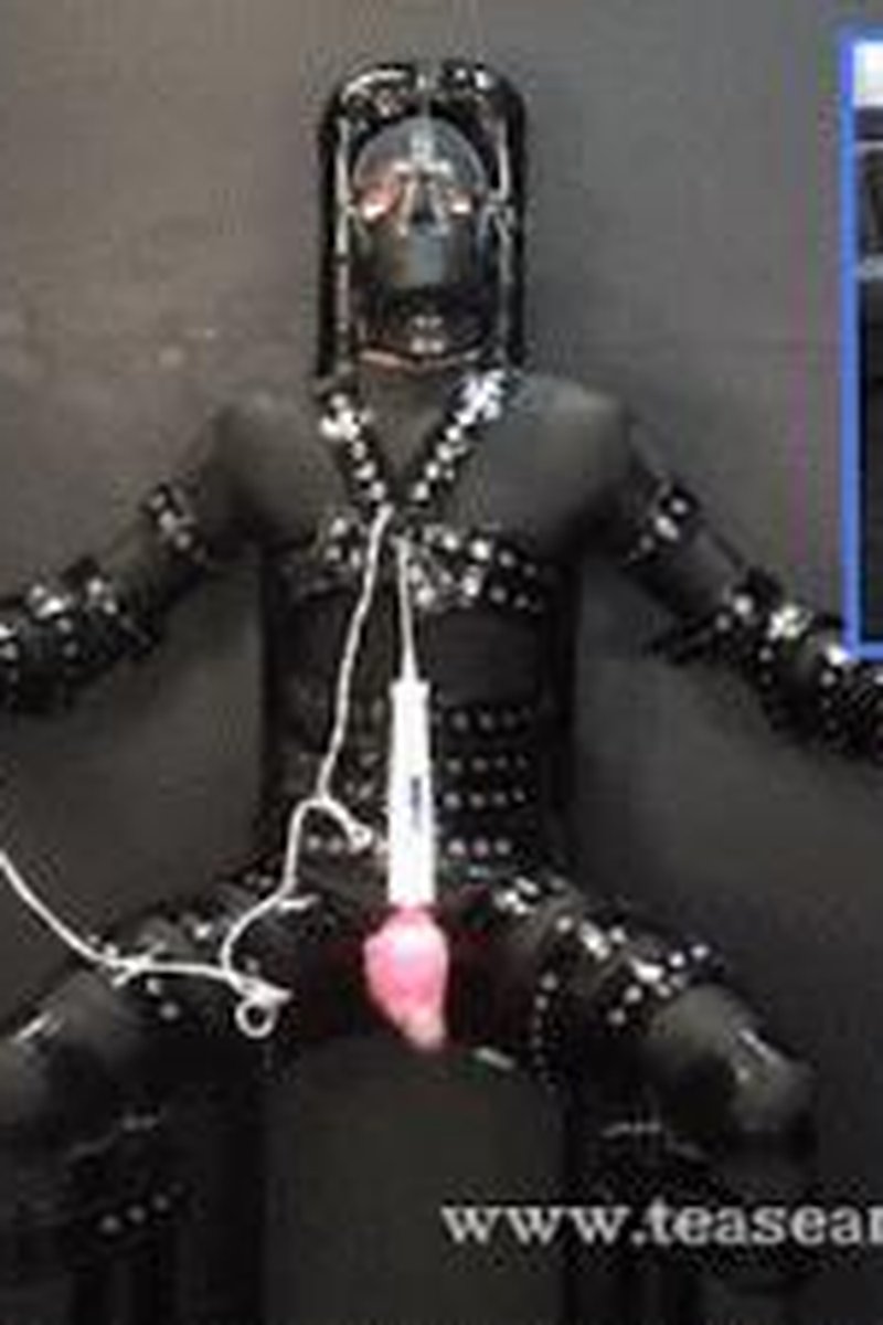 Mechanical Date 2 - Screenshot 1 of 4 - Bondage