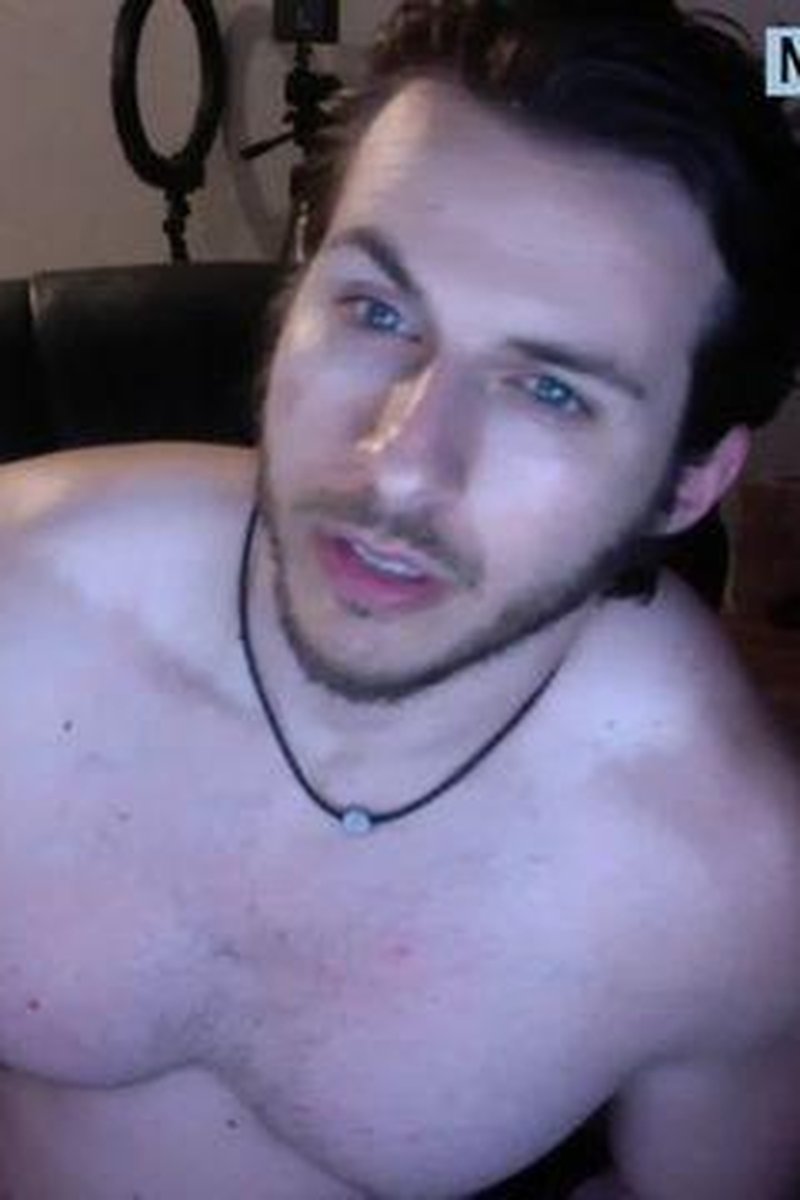 Member's Cam Show Archive 5-10-19 - Screenshot 1 of 4
