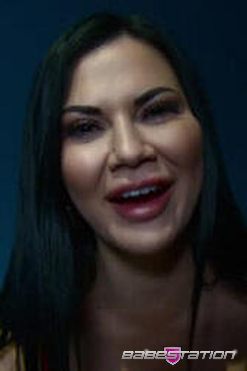 POV Blowjob Ft. Jasmine Jae - Screenshot 1 of 4 - Bsx Content